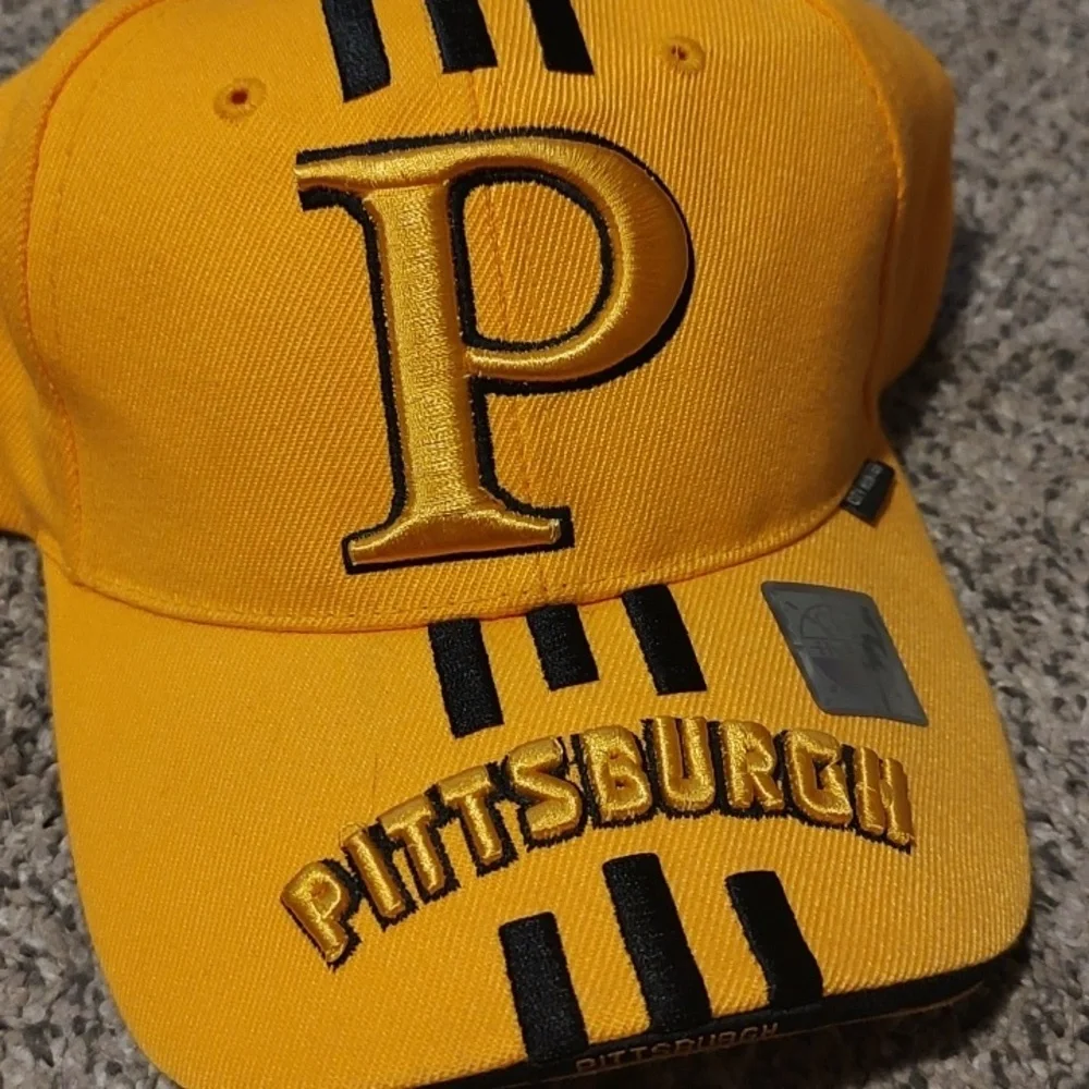 Hunter vibrant yellow